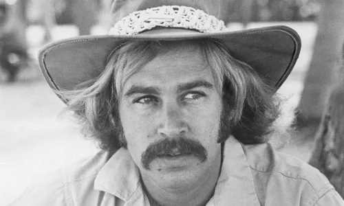 jimmy-buffett-gettyimages-74255809-1000x600