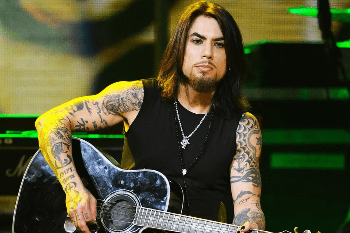 screenshot-2024-07-18-at-15-25-31-dave-navarro-ethan-miller-jpg-webp-image-980-x-653-pixels