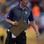NFL: Pro Football Hall of Fame Game-Minnesota Vikings vs Pittsburgh Steelers: Aug 9, 2015; Canton, OH, USA; Minnesota Vikings tight ends coach Kevin Stefanski during the 2015 Pro Football Hall of Fame game against the Pittsburgh Steelers at Tom Benson Hall of Fame Stadium. Mandatory Credit: Kirby Lee-USA TODAY Sports