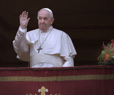 Pope Francis says COVID-19 ‘fake news’ is spreading, being properly informed is a ‘human right’