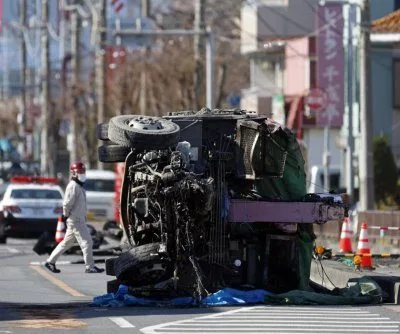 japanese-sinkhole-grows-as-plans-for-ramp-move-forward-2