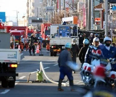 japanese-crews-shift-search-for-truck-driver-swallowed-by-sinkhole-to-nearby-sewer-pipe-2