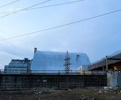 zelensky-russian-drone-strike-damages-chernobyl-power-plant-2