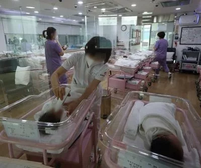 south-korea-birth-rate-rises-for-first-time-in-9-years-on-marriage-boom-2