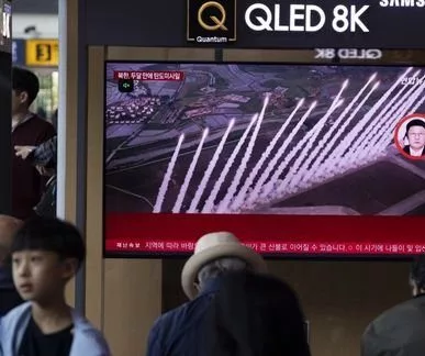 north-korea-launches-flurry-of-short-range-ballistic-missiles-2