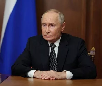 britain-eu-issue-sweeping-sanctions-targeting-russias-shadow-fleet-of-oil-tankers-2