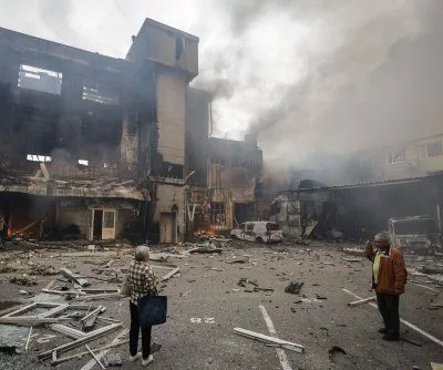 russian-aerial-attack-on-ukraine-leaves-at-least-three-dead-2
