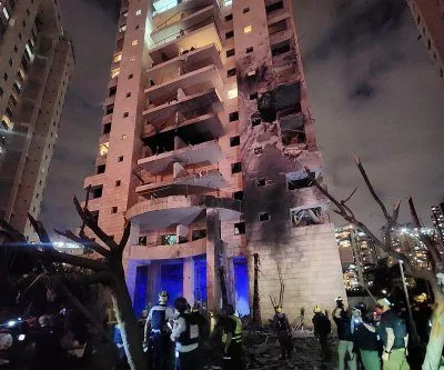 israel-iran-exchange-more-deadly-air-strikes-on-fifth-day-of-conflict-2