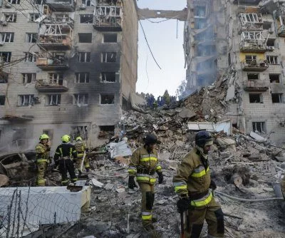 russian-airborne-strikes-on-kyiv-kills-15-people-injures-at-least-100-2