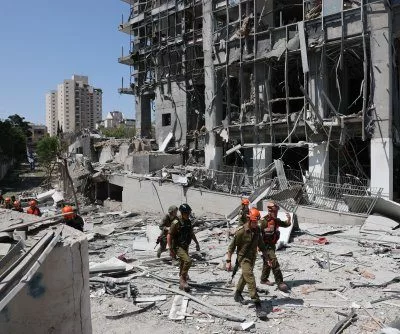 israel-and-iran-trade-attacks-as-war-intensifies-2