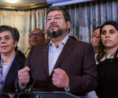 opposition-candidates-lead-polls-for-bolivias-presidential-election-2
