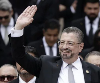 costa-ricas-president-could-lose-immunity-from-prosecution-2