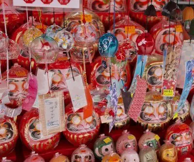 wind-chime-market-in-kawasaki-japan-brings-together-art-color-and-sound-2