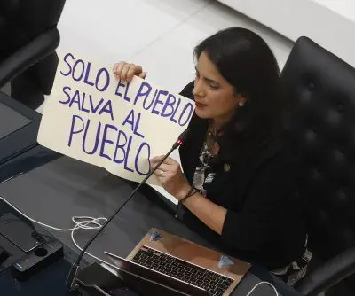 el-salvador-abolishes-presidential-term-limits-extends-term-length-2