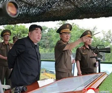 Propaganda loudspeakers are being dismantled at the Korean border