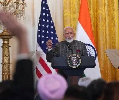 indias-pm-narendra-modi-to-visit-china-for-summit-that-includes-putin