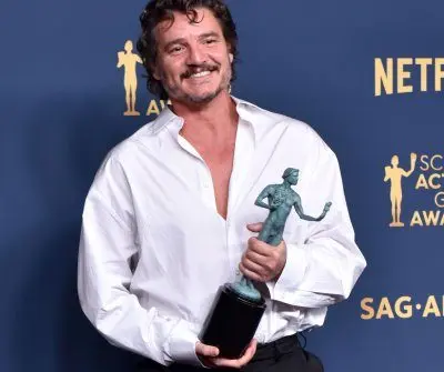 actor-pedro-pascal-takes-pedro-piscal-brand-brandy-to-court-in-chile-2
