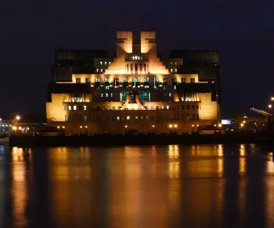 exiting-mi6-chief-putin-not-interested-in-negotiations-with-ukraine