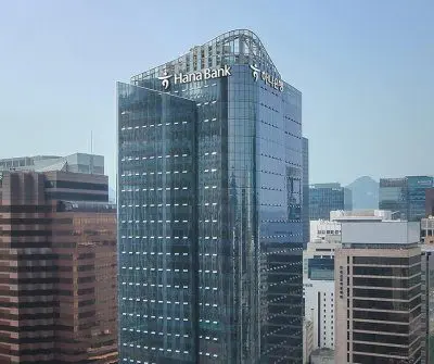 hana-bank-expands-business-in-europe-2