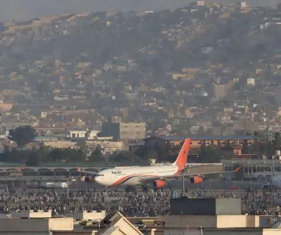 afghanistans-flights-disrupted-amid-internet-blackout-2