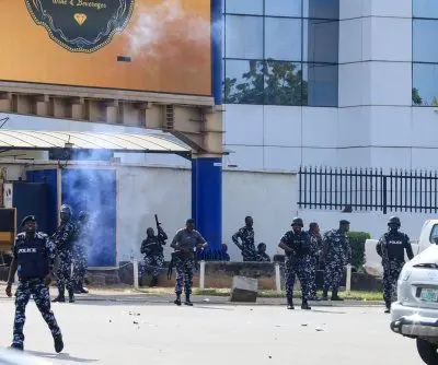 protests-to-free-detained-nigerian-separatist-leader-broken-up-by-police-2