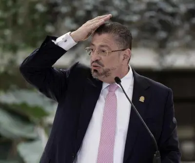 costa-rica-president-faces-new-action-that-could-lift-immunity-2