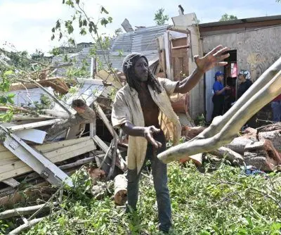 deadly-hurricane-melissa-weakens-to-category-2-storm-36-dead-2