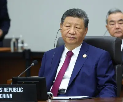 chinas-xi-jinping-takes-center-stage-at-apec-summit-to-promote-free-trade-2