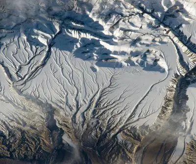 seven-climbers-killed-4-missing-in-avalanche-in-nepal-2