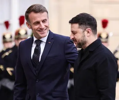 zelensky-meets-with-macron-in-paris-on-peace-plan-2