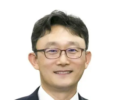 kt-appoints-veteran-executive-park-yoon-young-as-new-ceo-2