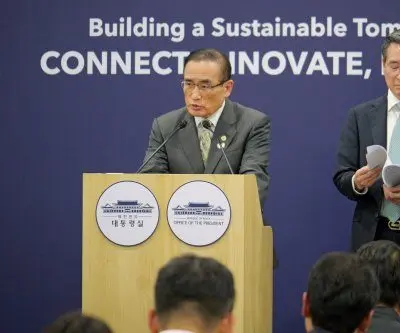 s-korea-wi-says-he-discussed-separate-us-deal-for-nuclear-submarine