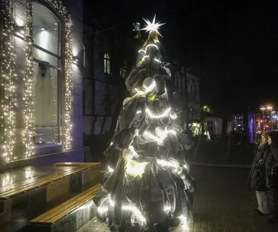 at-least-3-killed-major-power-outages-after-russian-strike-on-ukraine-2