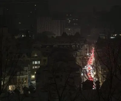 kyiv-targeted-for-third-time-in-a-week-6000-buildings-with-no-power-2