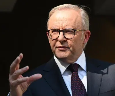 australia-passes-gun-reform-in-wake-of-bondi-beach-shooting-2