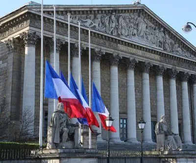french-lawmakers-advance-ban-on-social-media-for-children-under-15-2