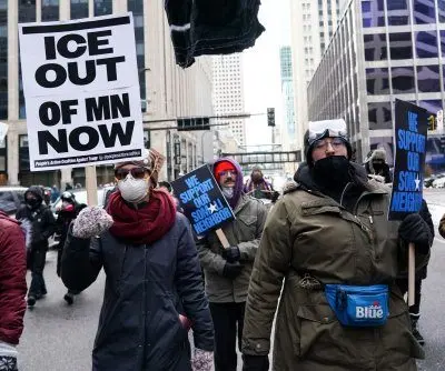 ecuador-files-protest-after-ice-tries-to-enter-its-consulate-in-minneapolis-2