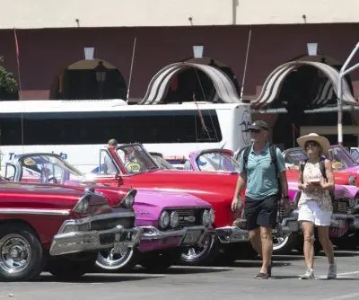 Historic tourism slump deepens Cuba’s crisis