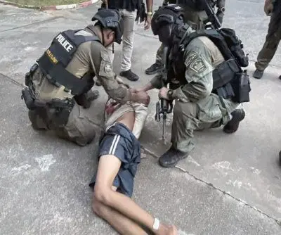 thai-gunman-in-custody-after-taking-students-teachers-hostage-2