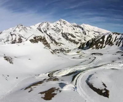 Austrian court fines man $11K in climber girlfriend’s 2025 death