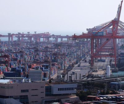 bok-raises-s-koreas-2026-growth-forecast-to-2-pct-amid-robust-exports-2