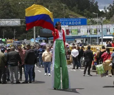 Ecuador deepens trade dispute with Colombia by raising tariffs