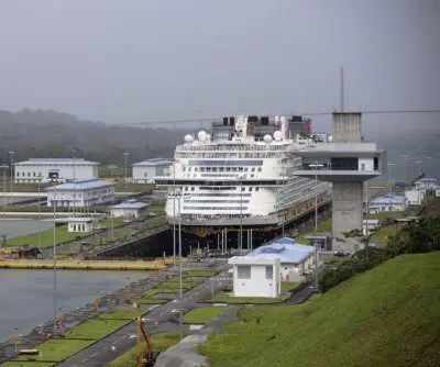 panama-seeks-new-backing-to-reinforce-canal-neutrality-2