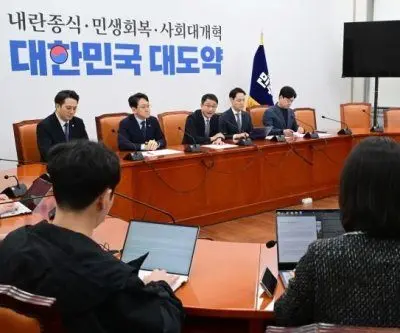 column-dont-hold-exports-hostage-over-us-investment-bill