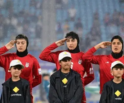 trump-urges-australia-to-grant-asylum-to-iranian-womens-soccer-team-2