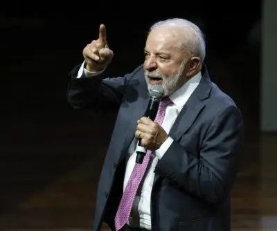 Lula, Flávio Bolsonaro tied in Brazil presidential runoff poll