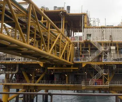 oil-natural-costs-soar-amid-strikes-on-gulf-energy-infastructure-2