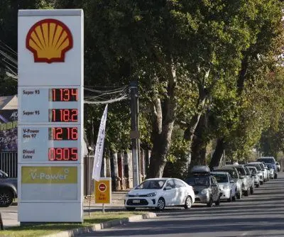 chile-implements-historic-fuel-price-hike-raising-inflation-concerns-2