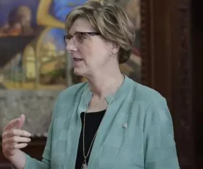 U.S. resumes embassy operations in Venezuela after 7 years