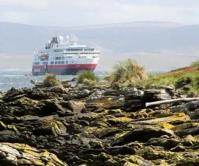 Chile backs Argentina’s sovereignty claim over Falkland Islands